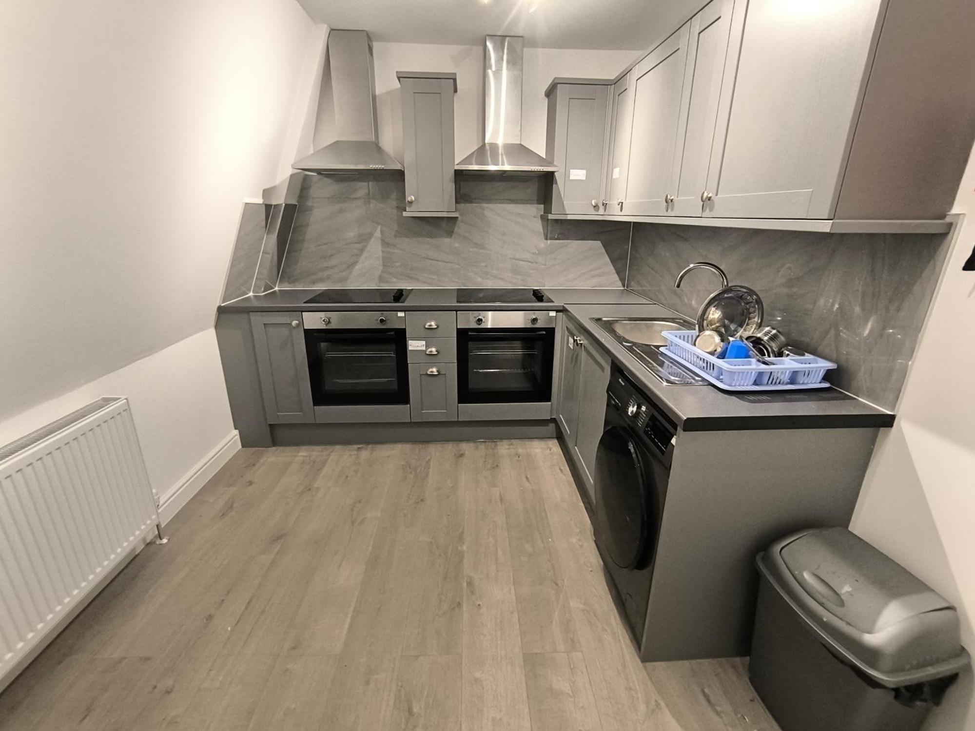 Full Equiped Rooms, Tooting Broadway Station Homestay London