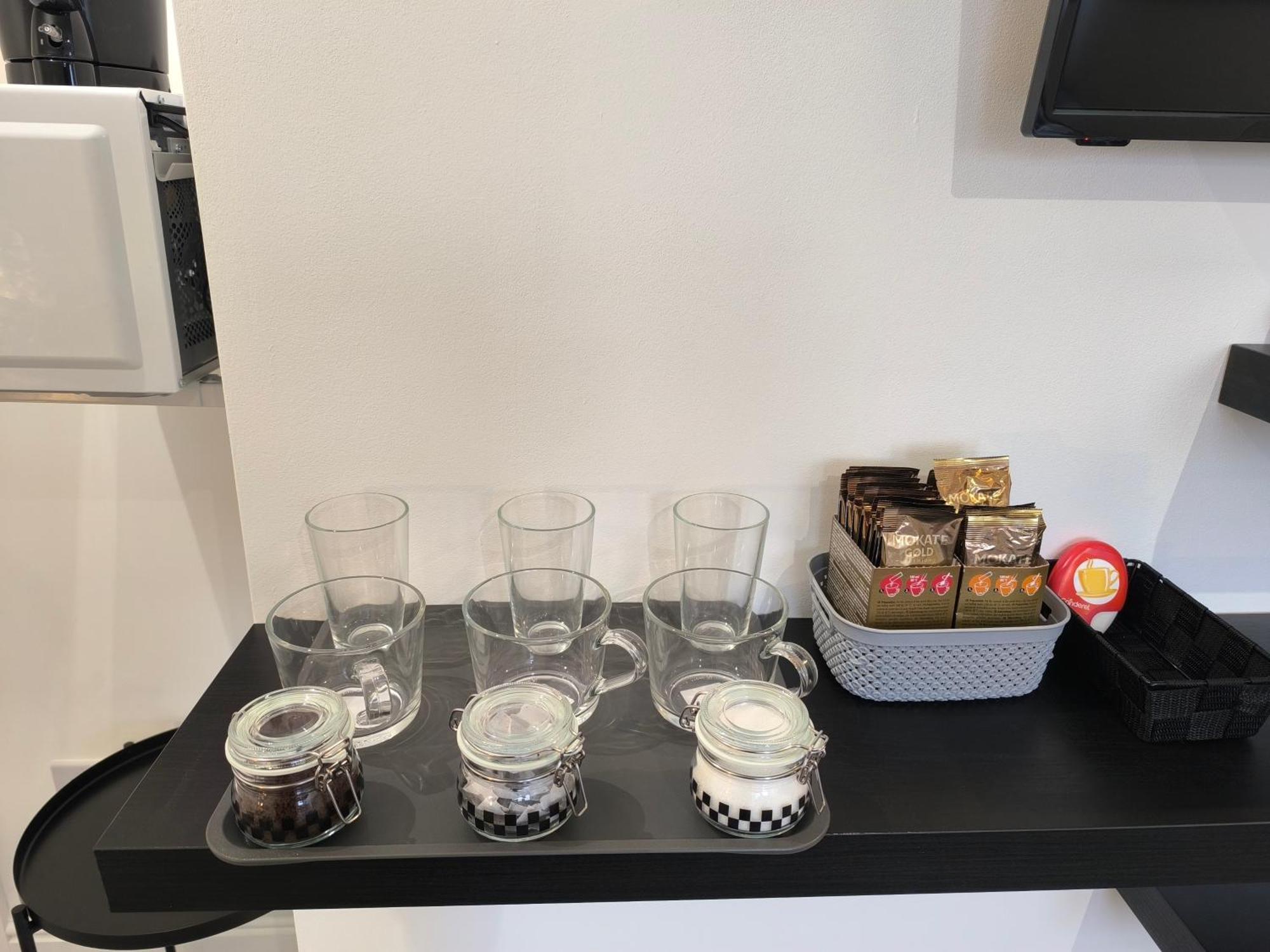 Full Equiped Rooms, Tooting Broadway Station Homestay London